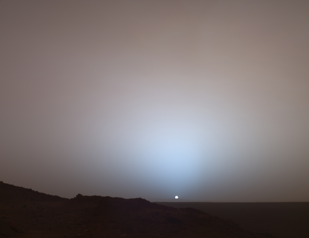 Sonnenuntergang. Der wohl einsamste der Welt.. äh.. des Sonnensystems: auf dem Mars nämlich. (Quelle: Wikimedia, http://upload.wikimedia.org/wikipedia/commons/6/69/MarsSunset.jpg)